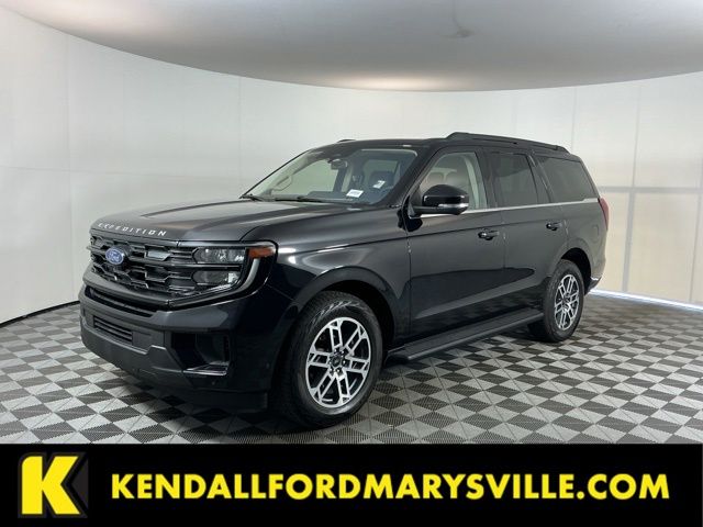 Black Metallic 2025 Ford Expedition SUV / Crossover Four-Wheel Drive Automatic