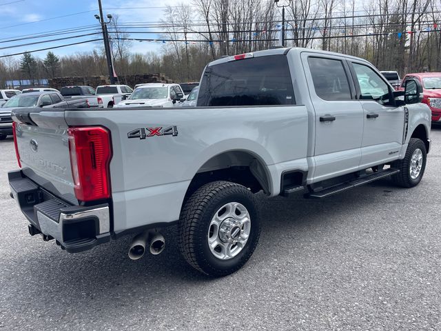 2025 Ford F-350SD XLT - Avalanche exterior view 7