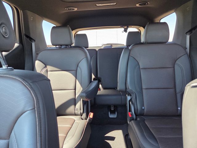 2023 Chevrolet Traverse AWD High Country