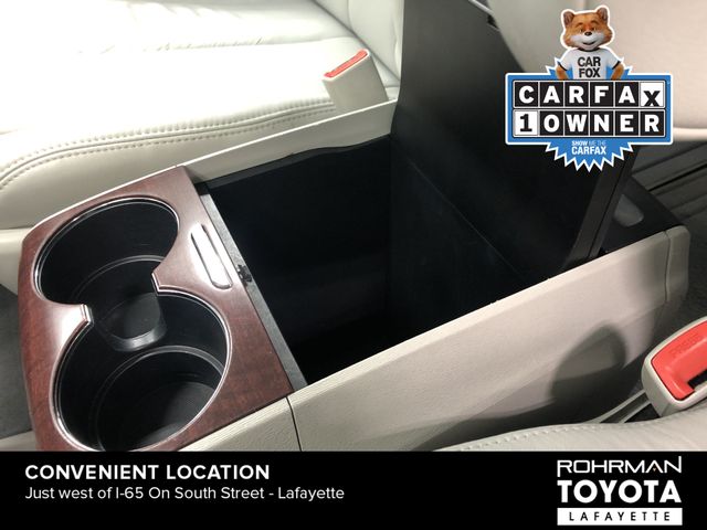 2011 Toyota Sienna XLE 29