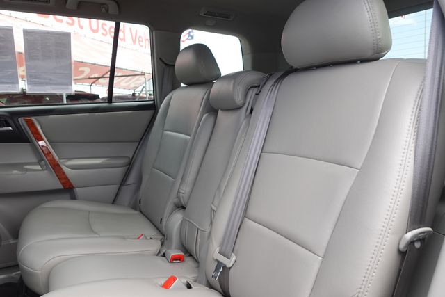 used 2012 Toyota Highlander car, priced at $11,500