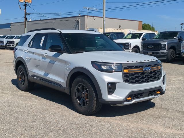 New 2026 Space White Metallic Ford Tremor® image 15