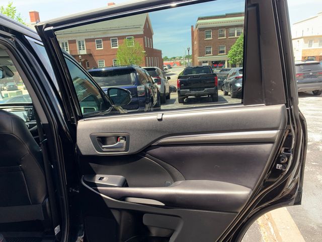 Used 2019 Toyota Highlander SUV