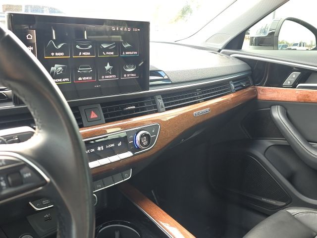 2022 Audi A4 40 Premium Plus:B02144