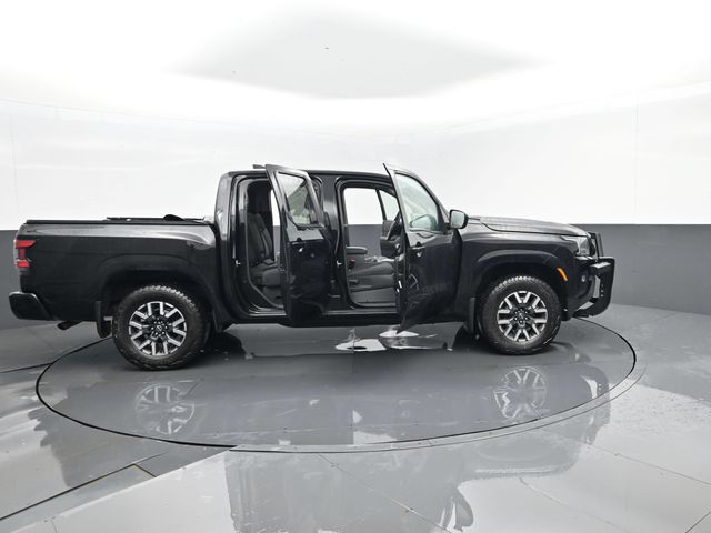 2022 Super Black Nissan Frontier SV 4X4 Truck