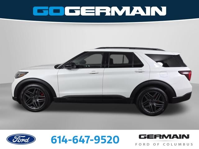 Used 2025  Ford ST image 12
