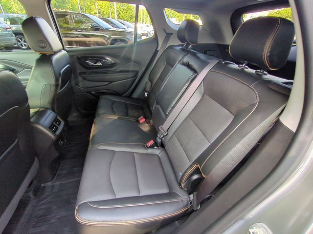 Used 2024 Silver GMC AT4 image 32