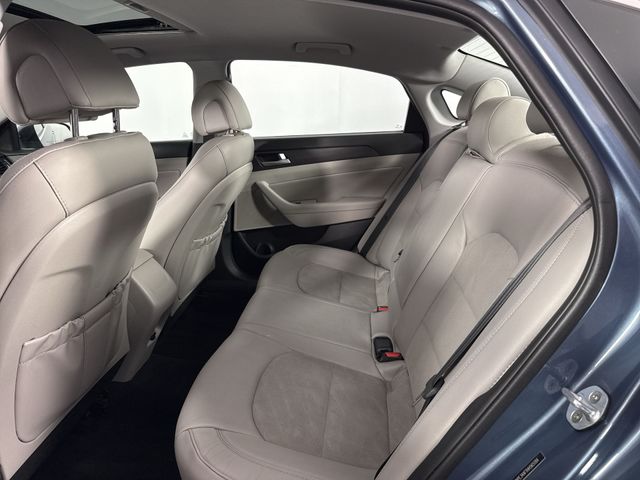 Used 2017 Hyundai Sonata For Sale in Indianapolis, IN