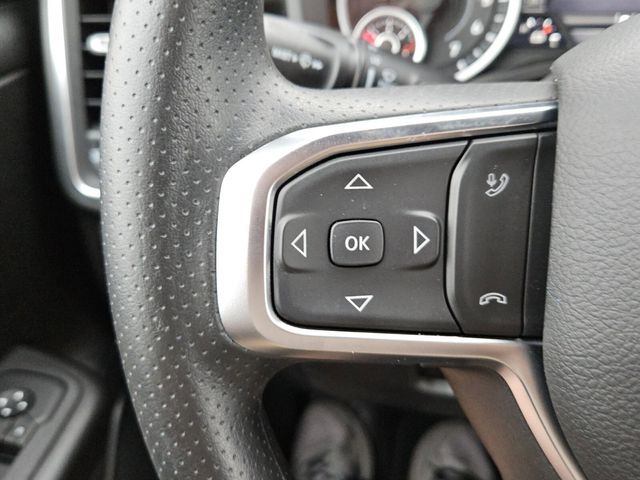 2026 Ram 1500 Express Crew Cab 4x4 5'7" Box