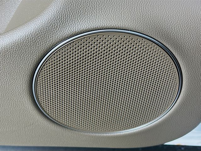 Thumbnail: 2026 Genesis GV70 - 19