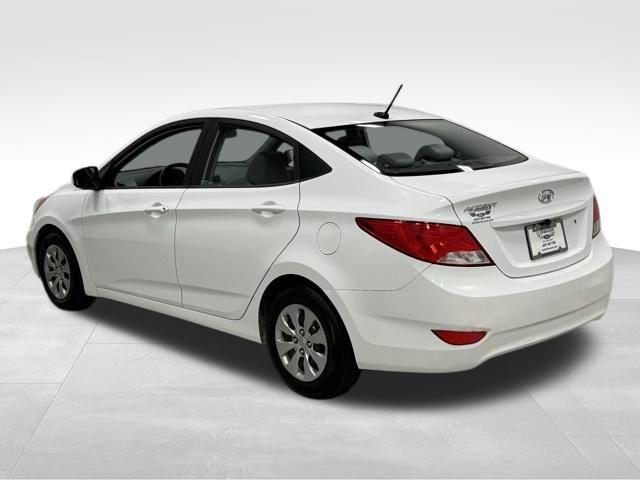 2016 Hyundai Accent SE photo
