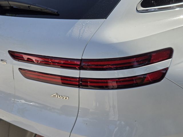 2024 Genesis Gv70 - $38,990