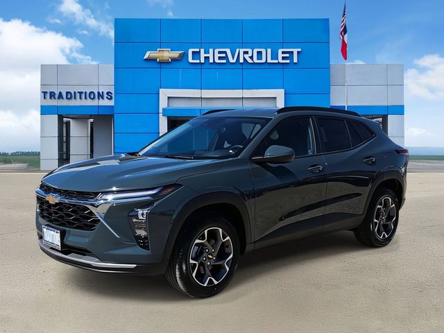 2026 Chevrolet Trax LT - 4
