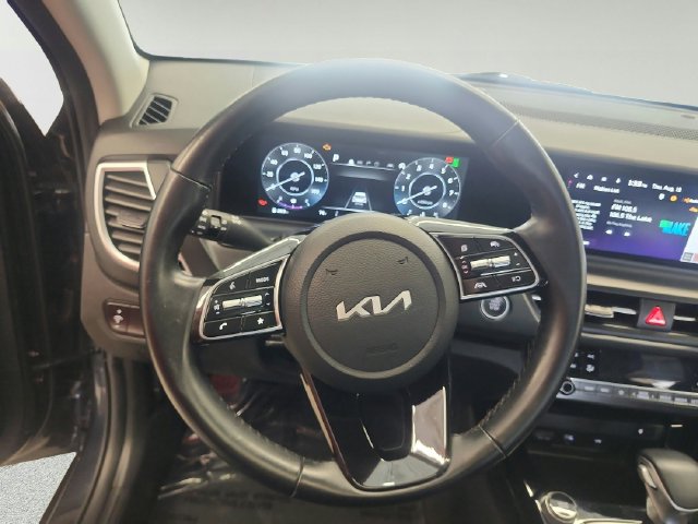 Used 2024 Kia Seltos SUV