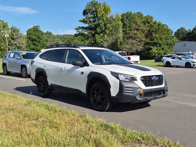 Used 2023 Crystal White Pearl Subaru Wilderness image 15