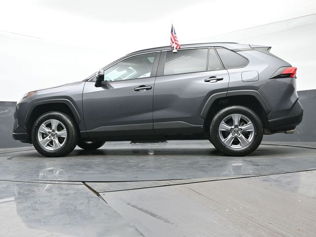 2022 Toyota RAV4 XLE 34