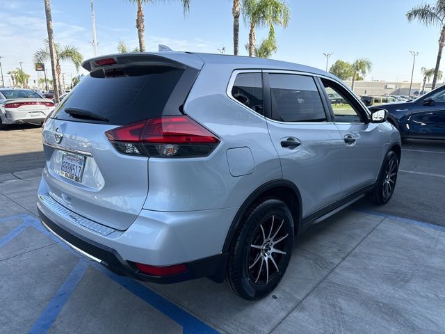 2017 Nissan Rogue S 5