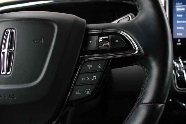Used 2023 Black Lincoln Reserve image 12