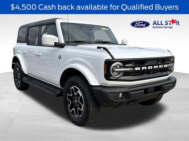 2025 Ford Bronco Outer Banks 4-Door 4WD