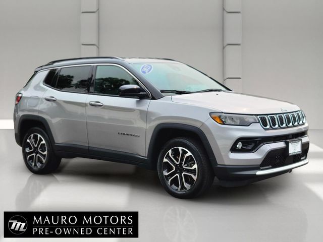 Billet Silver Metallic Clearcoat 2023 Jeep Compass SUV / Crossover Four-Wheel Drive 8-Speed Automatic