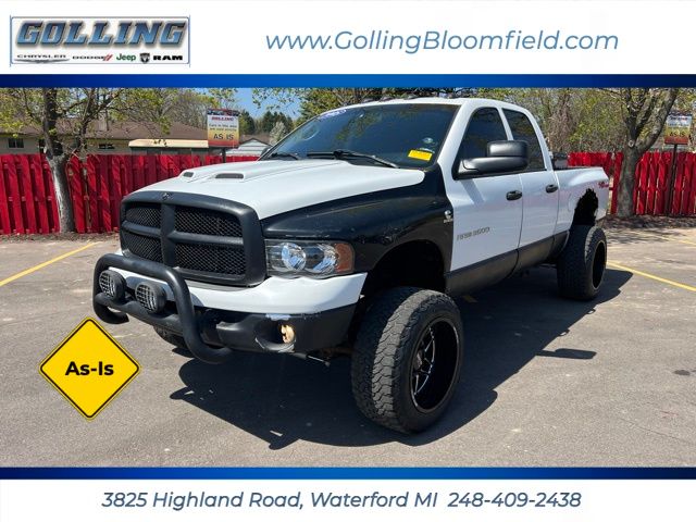 Bright White 2005 Dodge RAM 3500 SLT Quad Cab 4WD Pickup Truck Four-Wheel Drive 4-Speed Automatic
