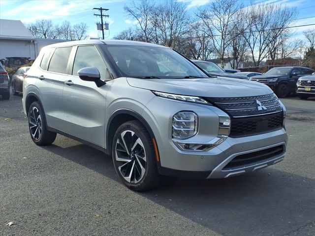 2024 Mitsubishi Outlander