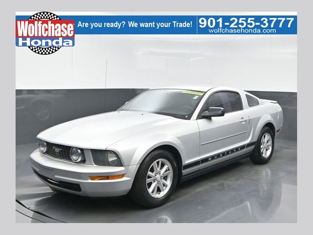 Silver Clearcoat Metallic 2008 Ford Mustang Coupe Rear-Wheel Drive 5-Speed Automatic