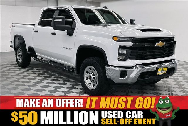 Summit White 2025 Chevrolet Silverado 3500HD Pickup Truck Four-Wheel Drive 10-Speed Automatic