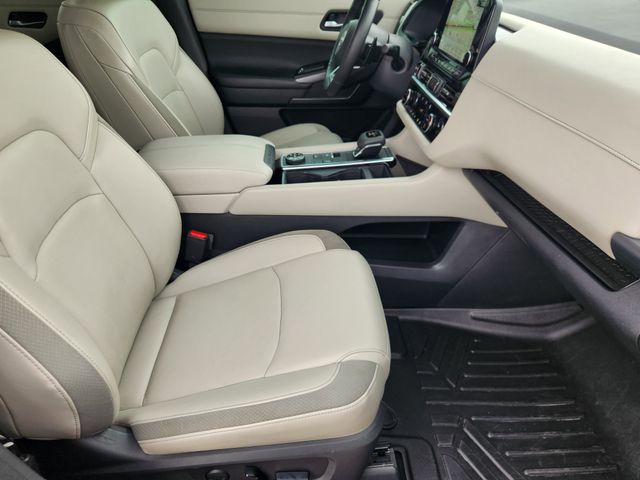 2023 Nissan Pathfinder SL Black at South Houston Nissan