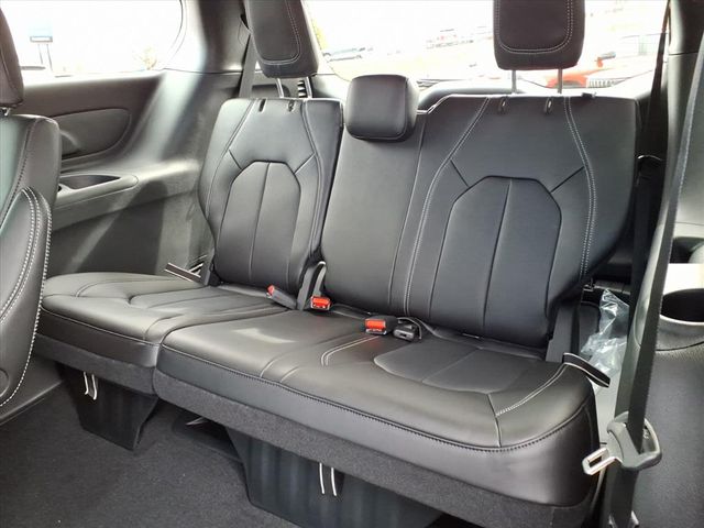 New 2026 Silver Chrysler LX image 10