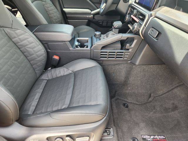 2026 Toyota 4Runner TRD Off-Road Premium - 9