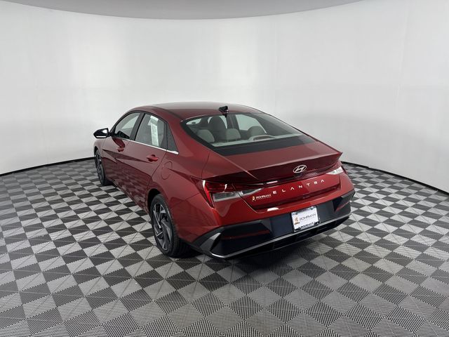 Used 2024 Hyundai Elantra For Sale in Indianapolis, IN