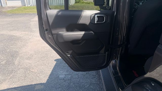 Used 2020 Jeep Wrangler SUV