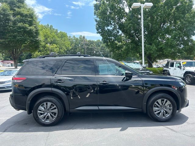 2025 Nissan Pathfinder SV - Photo 5