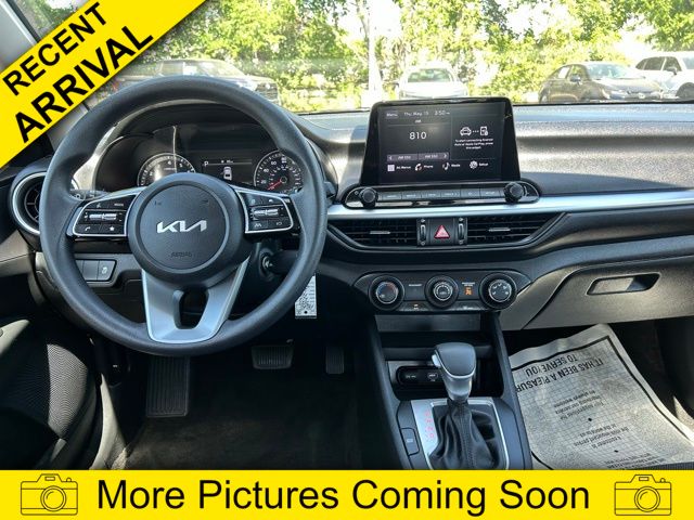 2022 Kia Forte LXS photo