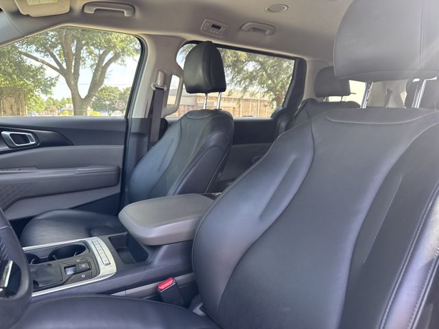 2025 Kia Carnival LXS Red at Shottenkirk Kia Fort Bend