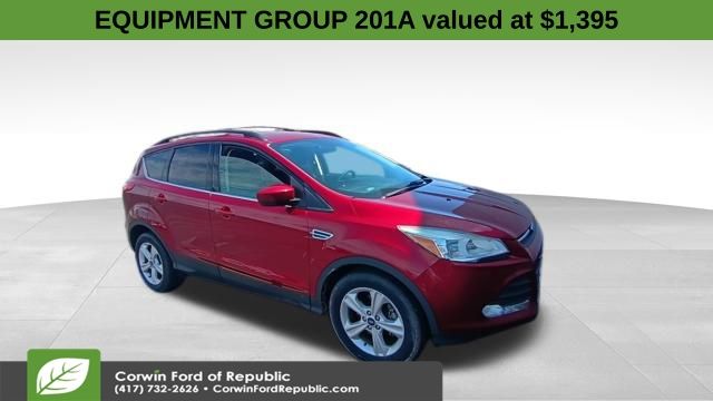 Ruby Red Metallic 2015 Ford Escape SE FWD SUV / Crossover Front-Wheel Drive 6-Speed Automatic