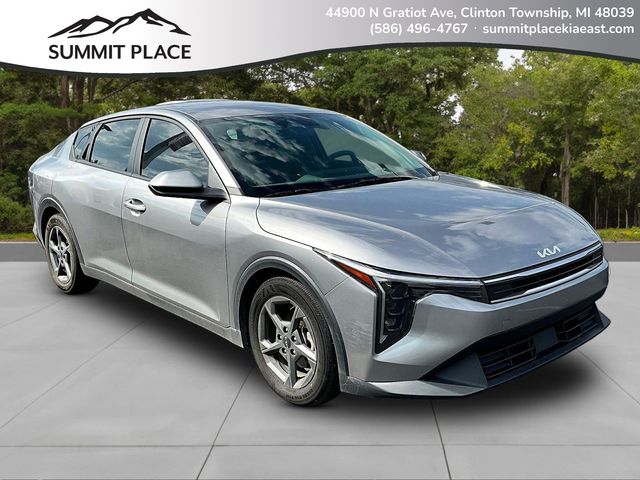 Steel Gray 2025 Kia K4 Sedan Front-Wheel Drive Continuously Variable Transmission