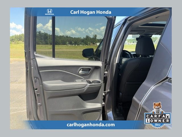 Gray 2024 Honda Ridgeline Pickup Truck All-Wheel Drive 9-Speed Automatic