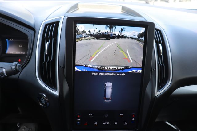2024 Ford Edge SEL photo