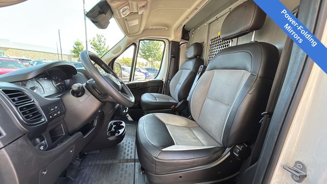Used 2024 White Ram Base image 17
