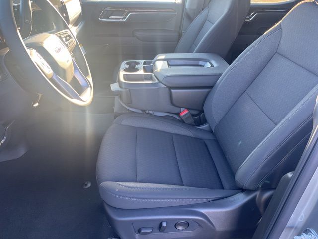 2026 GMC Sierra 1500 SLE:45111