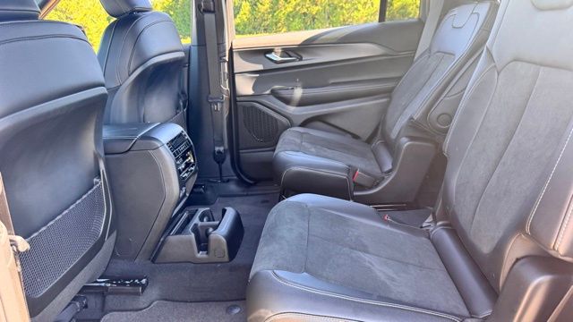 new 2025 Jeep Grand Cherokee L car, priced at $40,968