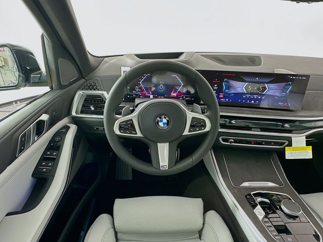 2025 BMW X5 xDrive40i 11