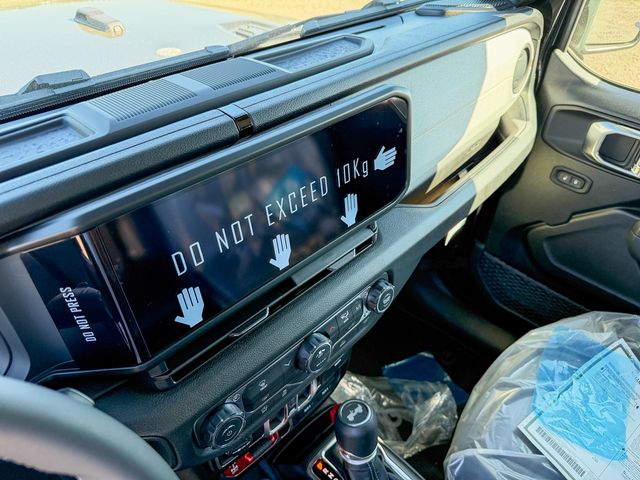 new 2026 Jeep Wrangler car, priced at $45,985