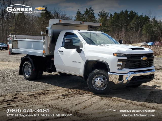 New 2025 Chevrolet Silverado 3500 - photo 1