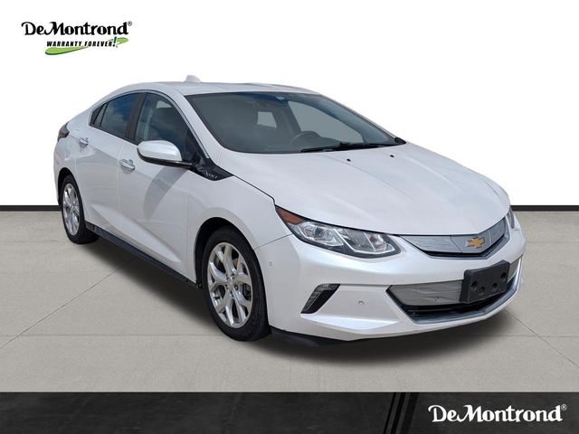 Used 2017 White Chevrolet Premier image 3
