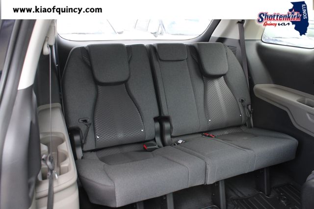 New 2026 Kia Carnival MPV Van