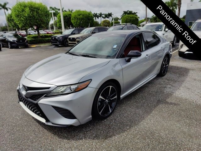 2019 Toyota Camry XSE 19