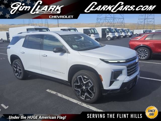 Polar White 2026 Chevrolet Traverse SUV / Crossover Four-Wheel Drive 8-Speed Automatic